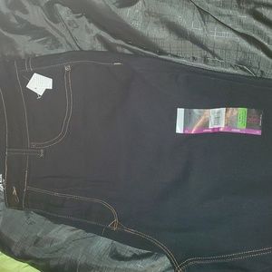 High Rise Skinny No Boundary Jeans